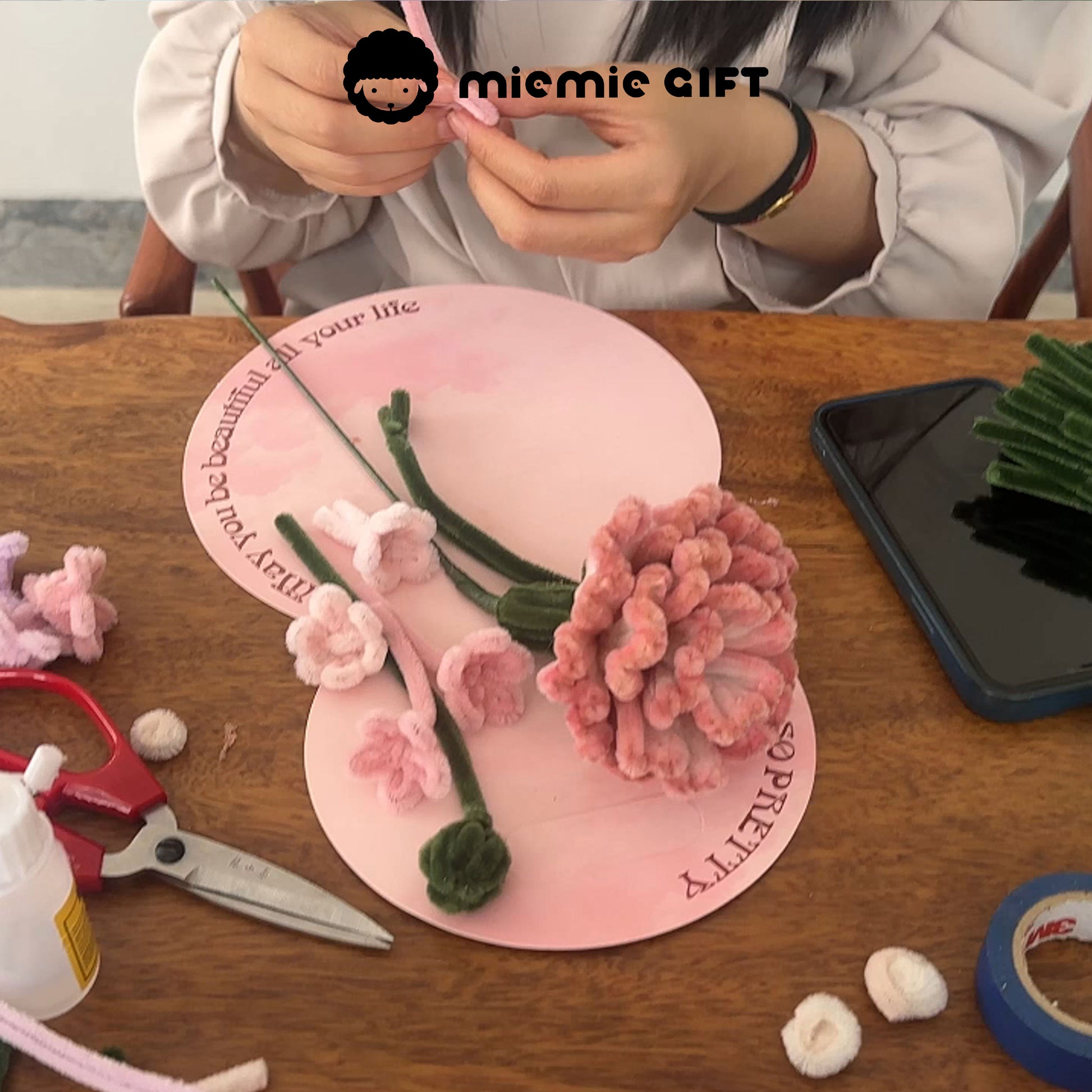 Step-by-step creation of a personalized pipe cleaner plushie using soft chenille materials